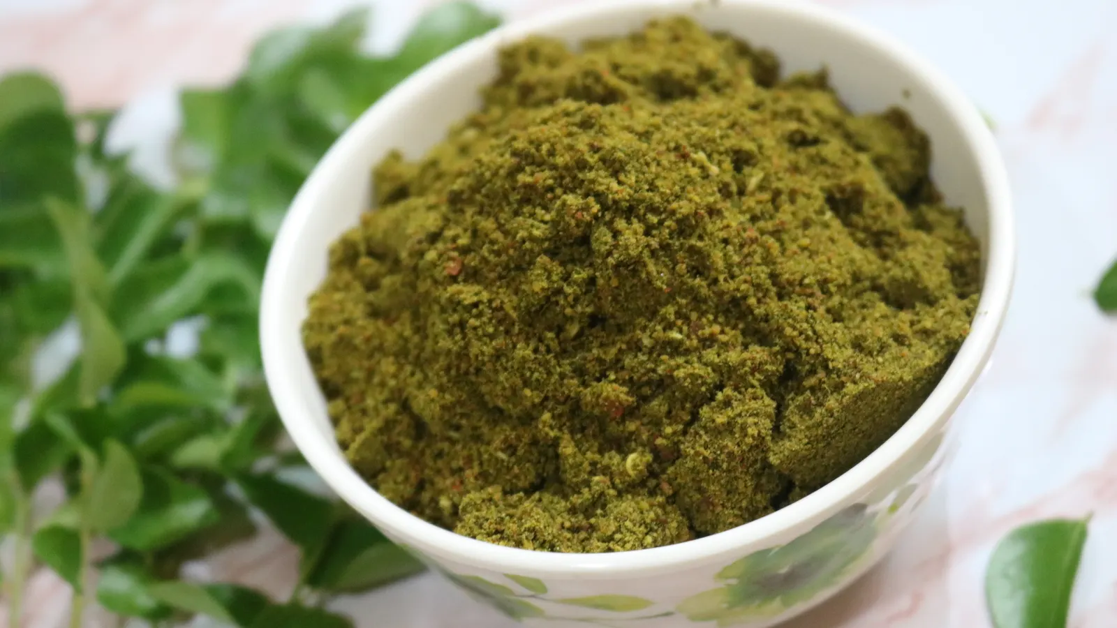 Moringa Powder: Nutrition, Uses and Quality Guide for Food Brands